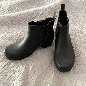 Dansko short rain boots